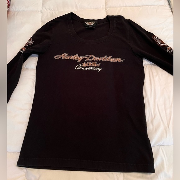 Women’s Harley Davidson 105th anniversary motorcycle shirt, size small - Picture 1 of 12